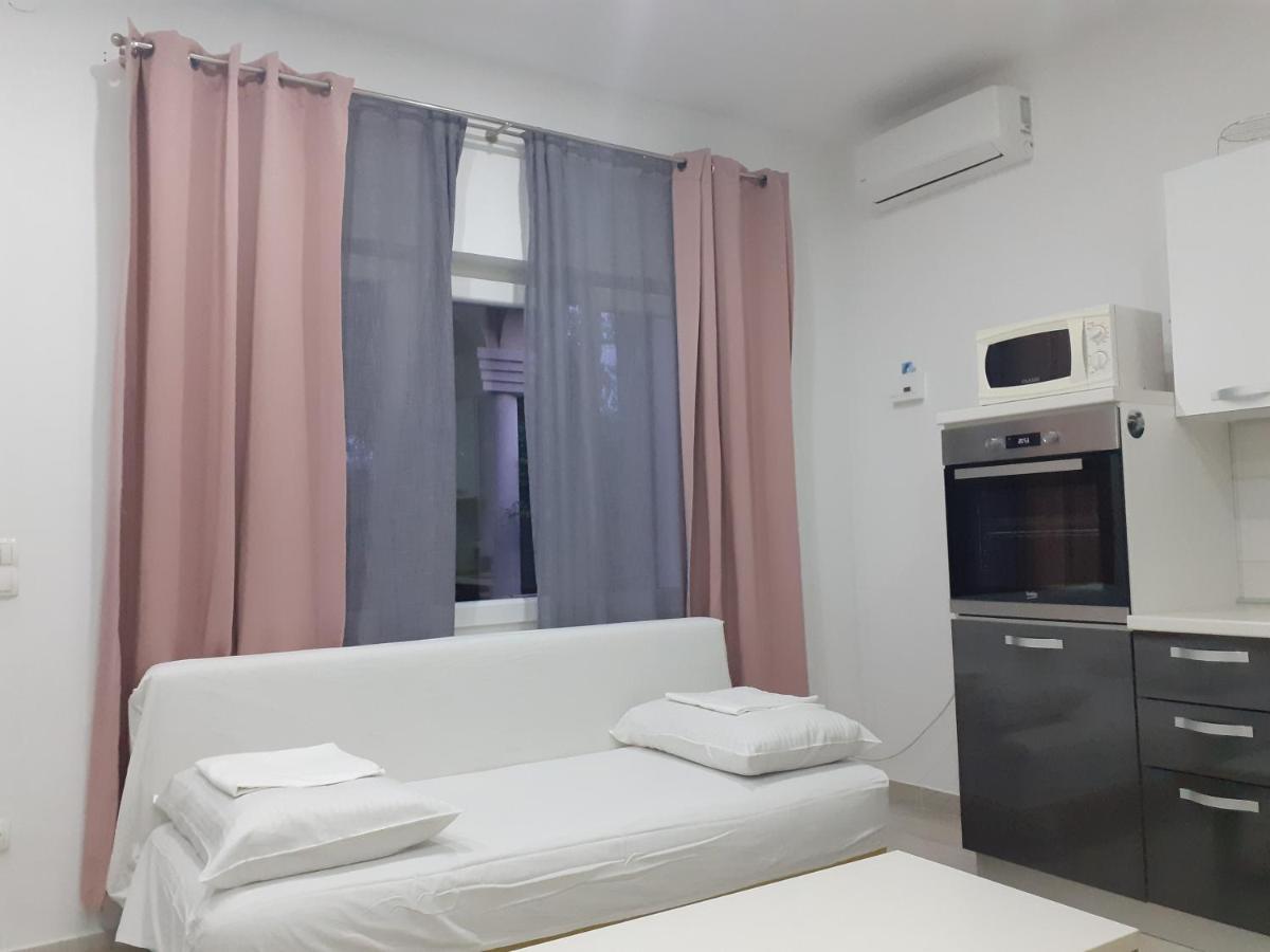 Omis Apartmani Mouse Екстериор снимка